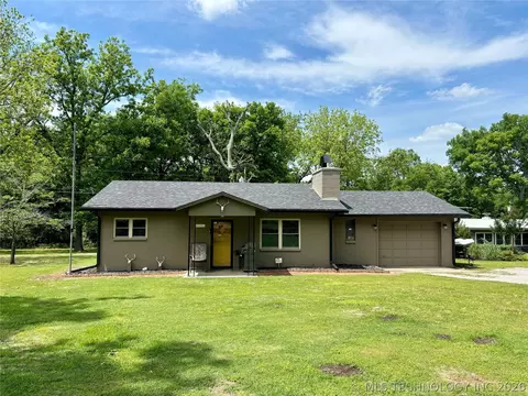 31891 E 695 Way, Wagoner, OK 74467