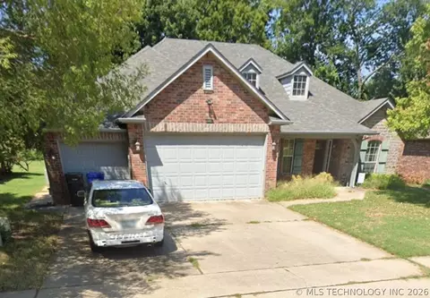 4516 S Sycamore Ave, Broken Arrow, OK 74011