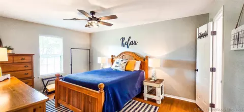 Bedroom - 56 Delaware St, Eufaula, OK 74432 photo 1 of 9