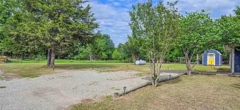 Exterior - 56 Delaware St, Eufaula, OK 74432 photo 18 of 18