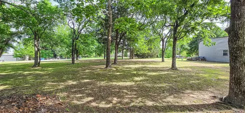 Exterior - 56 Delaware St, Eufaula, OK 74432 photo 17 of 18