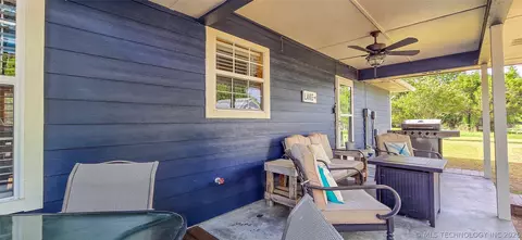 Exterior - 56 Delaware St, Eufaula, OK 74432 photo 11 of 18