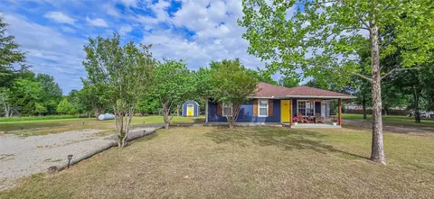 Exterior - 56 Delaware St, Eufaula, OK 74432 photo 13 of 18