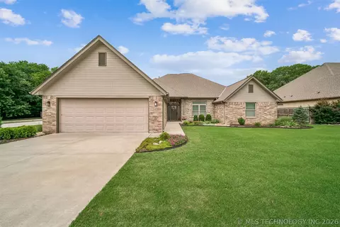 2125 Turtle Creek St, Bartlesville, OK 74006