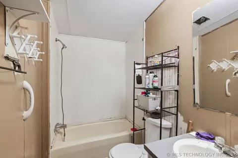 164 Cypress, Mead, OK 73449 photo 14
