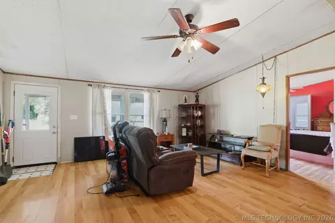 164 Cypress, Mead, OK 73449 photo 2