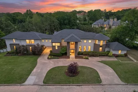 2668 Terwilleger Blvd, Tulsa, OK 74114