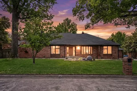 2430 E 32nd St, Tulsa, OK 74105