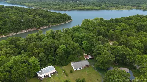 22488 E Carters Landing Rd, Park Hill, OK 74451