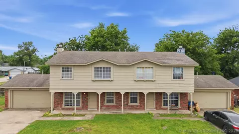 9914 E 22nd Pl, Tulsa, OK 74129