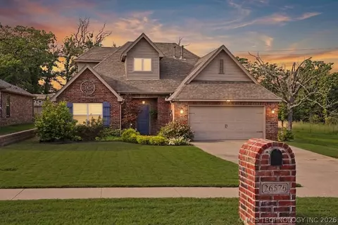 26576 E 143rd St S, Coweta, OK 74429