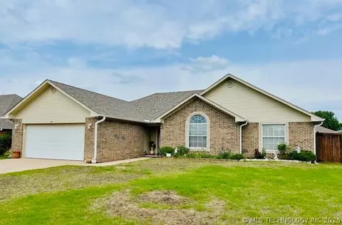 1915 6th NW, Ardmore, OK 73401