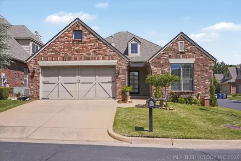 8417 E 99th Pl, Tulsa, OK 74133