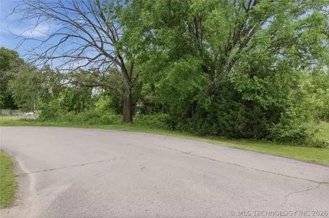 27204 E 742 Rd, Wagoner, OK 74467 photo 3