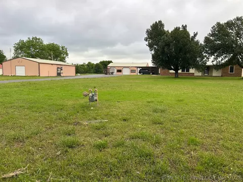3300 W Davis Field Rd, Muskogee, OK 74401