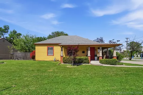 2106 S Oswego Pl E, Tulsa, OK 74114