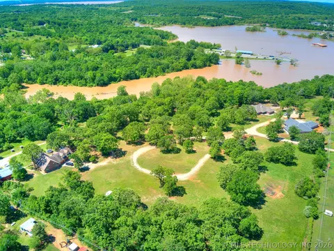 6 E 1200, Eufaula, OK 74432