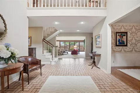 Entry Way - 3413 E 58th Pl, Tulsa, OK 74135 photo 1 of 5