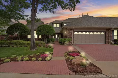 Exterior - 3413 E 58th Pl, Tulsa, OK 74135 photo 3 of 8