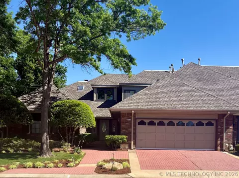Exterior - 3413 E 58th Pl, Tulsa, OK 74135 photo 4 of 8