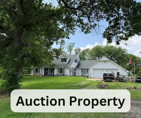 11876 E 405 Rd, Claremore, OK 74017
