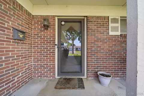 Exterior - 5355 E 30th St, Tulsa, OK 74114 photo 3 of 5