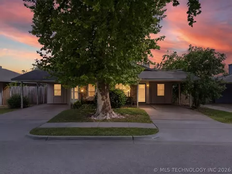 11039 E 15th St, Tulsa, OK 74128