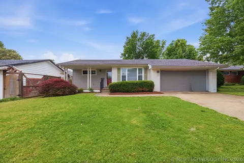 5928 E 26th St, Tulsa, OK 74114