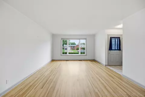 Living - 5928 E 26th St, Tulsa, OK 74114 photo 1 of 5