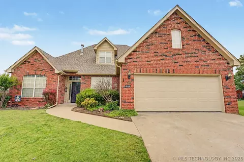14901 E 87th Pl N, Owasso, OK 74055