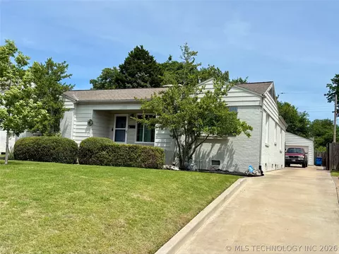 927 S Toledo Ave, Tulsa, OK 74112