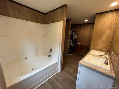 21 County Line Rd E, Eufaula, OK 74432 photo 18
