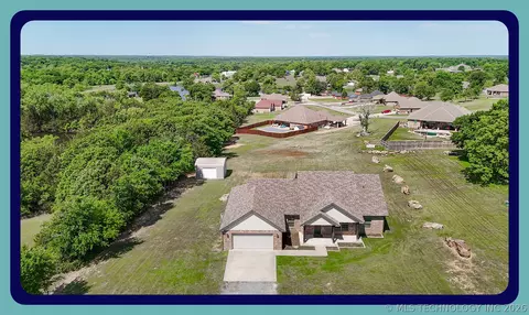 1715 Fulkerson Rd, Ada, OK 74820