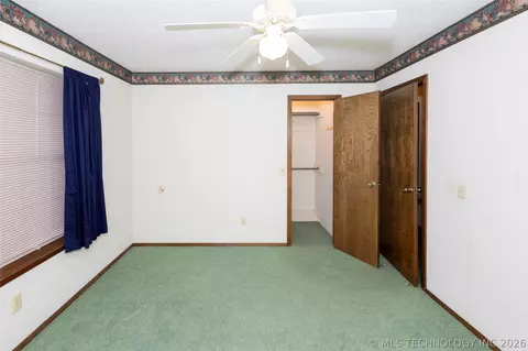 Bedroom - 1914 Windsor Dr, Duncan, OK 73533 photo 1 of 2