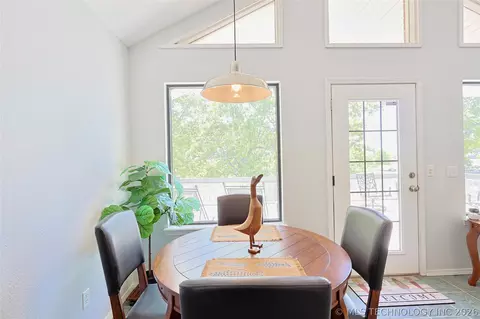 Dining - 424808 E 1166 Rd, Eufaula, OK 74432 photo 1 of 1