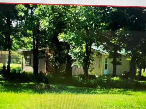 550 W Brooken Mountain Rd, Stigler, OK 74462