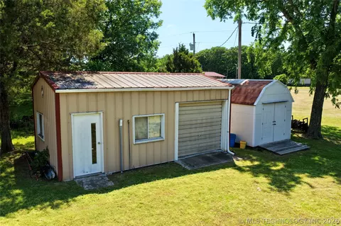 Other - 414250 E 1074 Rd, Checotah, OK 74426 photo 10 of 17
