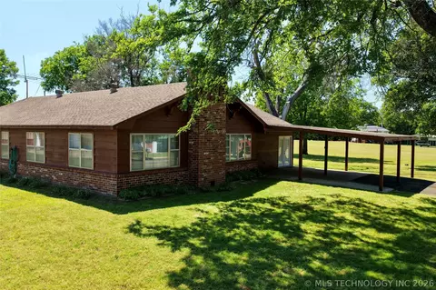 Exterior - 414250 E 1074 Rd, Checotah, OK 74426 photo 1 of 4