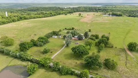 1429 W 640, Chouteau, OK 74337