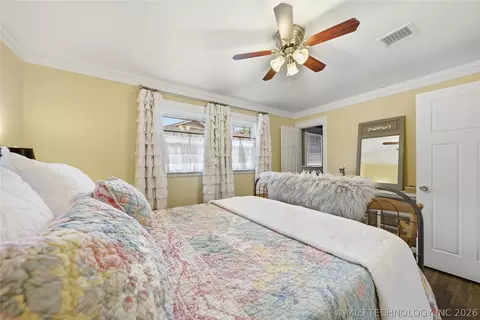 Bedroom - 1406 E 46th St, Tulsa, OK 74105 photo 2 of 4