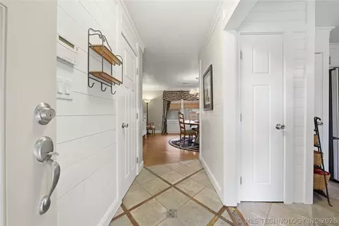 Entry Way - 1406 E 46th St, Tulsa, OK 74105 photo 1 of 1