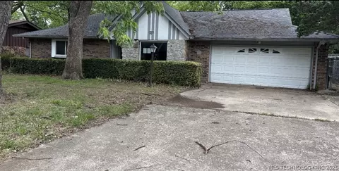 7414 S 72nd East Ave, Tulsa, OK 74133