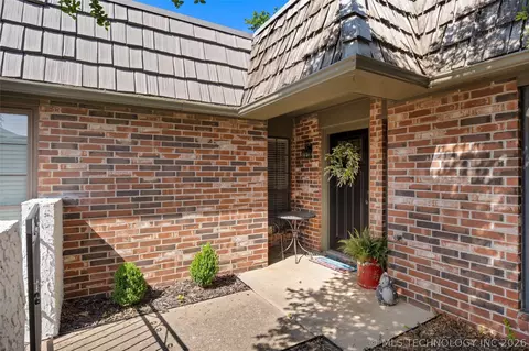 39 SE Shadowlake Drive 39, Bartlesville, OK 74006