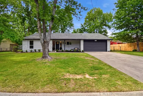 505 E Waco St, Broken Arrow, OK 74011