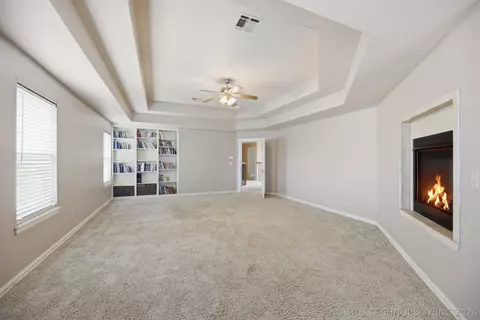 Living - 20499 Us Highway 64 Way, Haskell, OK 74436 photo 8 of 10