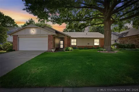 1221 S Chestnut Ave, Broken Arrow, OK 74012