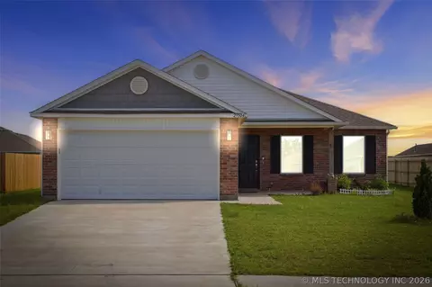 29504 E 78th Ct S, Broken Arrow, OK 74014
