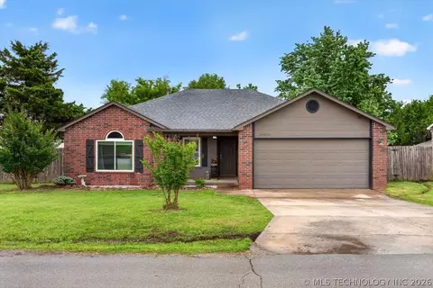 29906 E 147th St S, Coweta, OK 74429