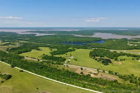 111213 Old Highway 69, Checotah, OK 74426