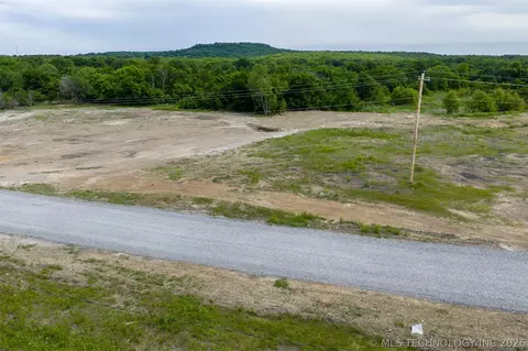 0004 Hwy 75, Henryetta, OK 74437